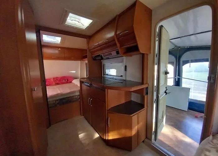 Caravan Near The Sea 6 3*