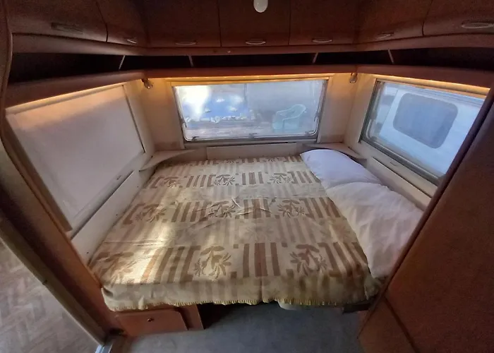 Pensión Caravan Near The Sea 6